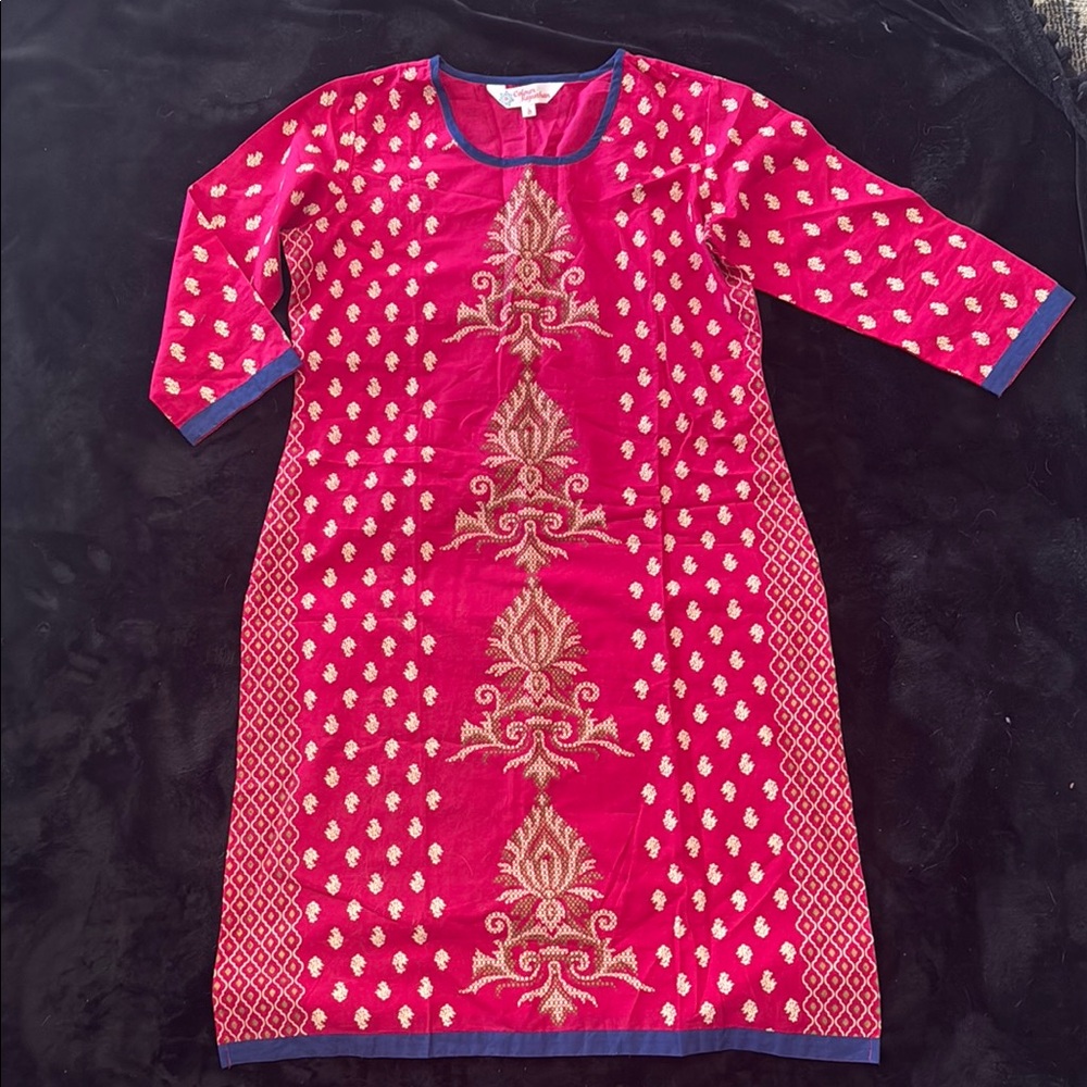 Elegant Pink Dress with Intricate Patterns